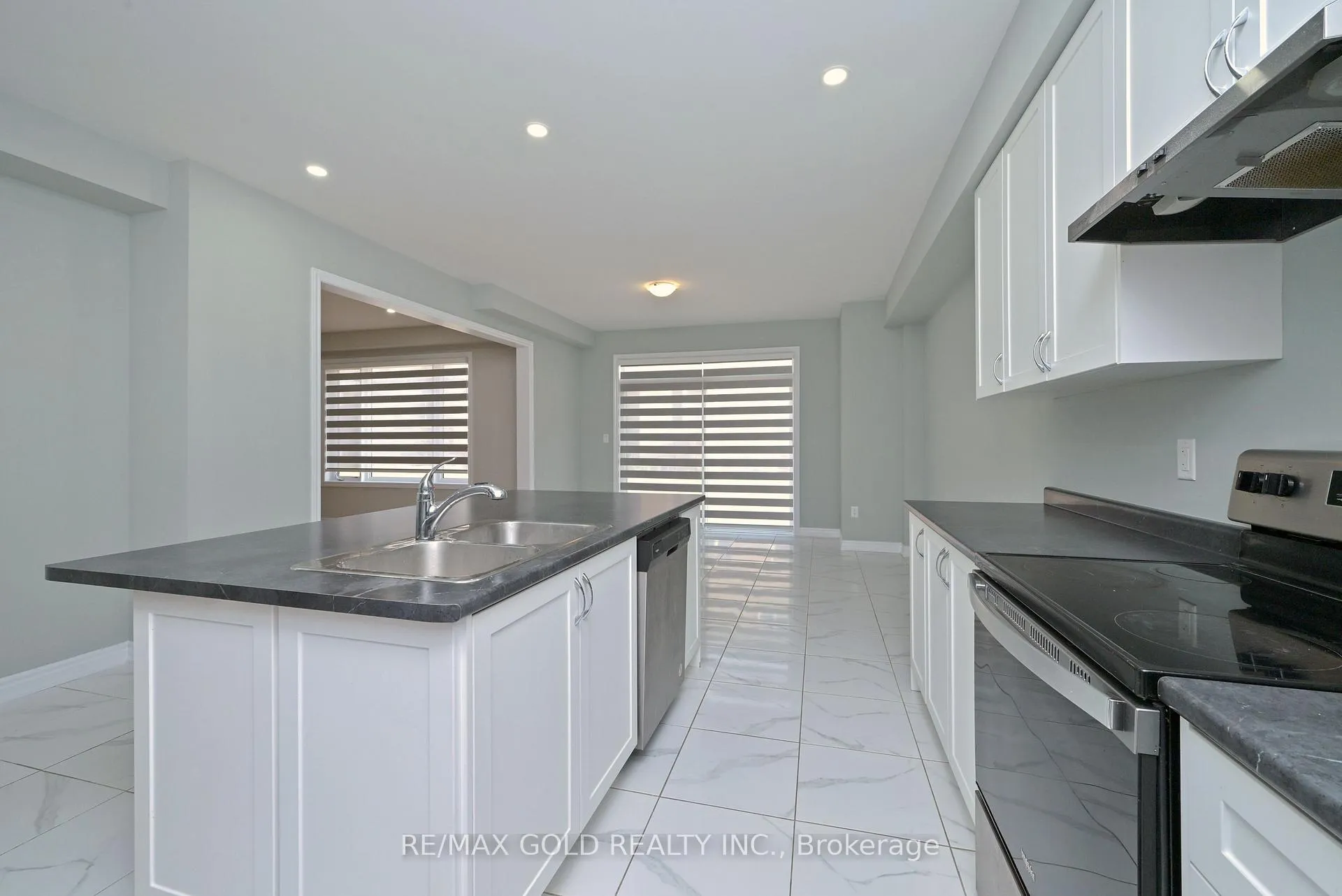 Photo 19 of 138 Nottingham Road, Barrie, Rural Barrie Southeast — HOMEH
