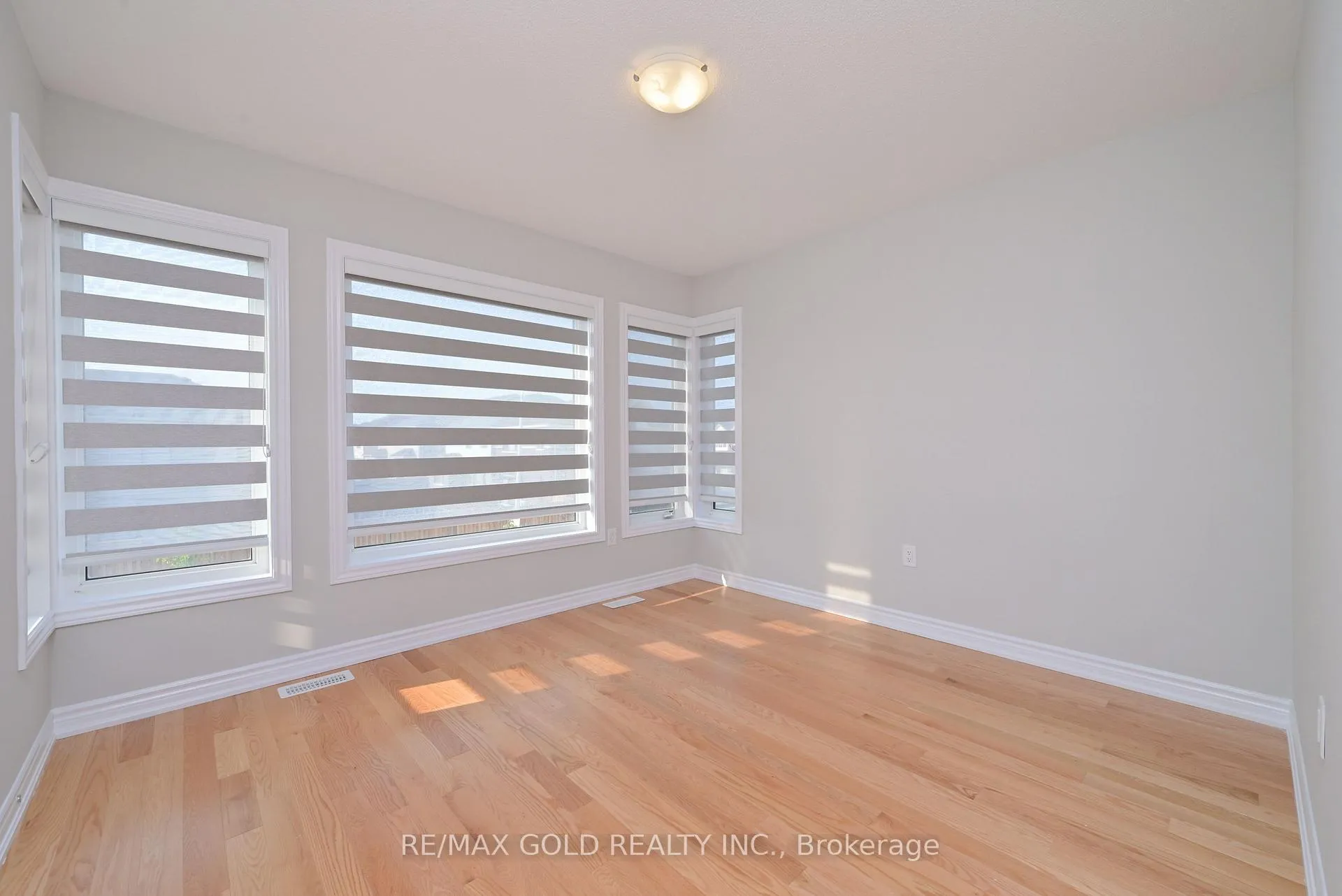 Photo 21 of 138 Nottingham Road, Barrie, Rural Barrie Southeast — HOMEH