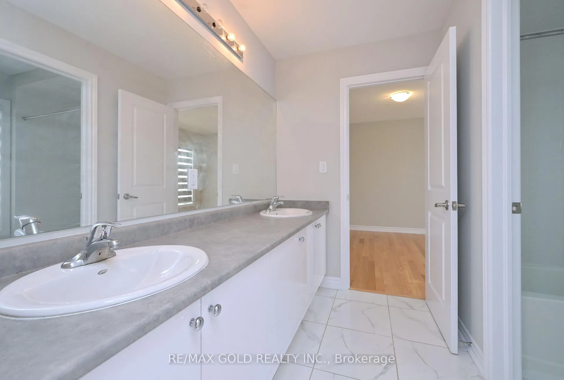 Photo 22 of 138 Nottingham Road, Barrie, Rural Barrie Southeast — HOMEH