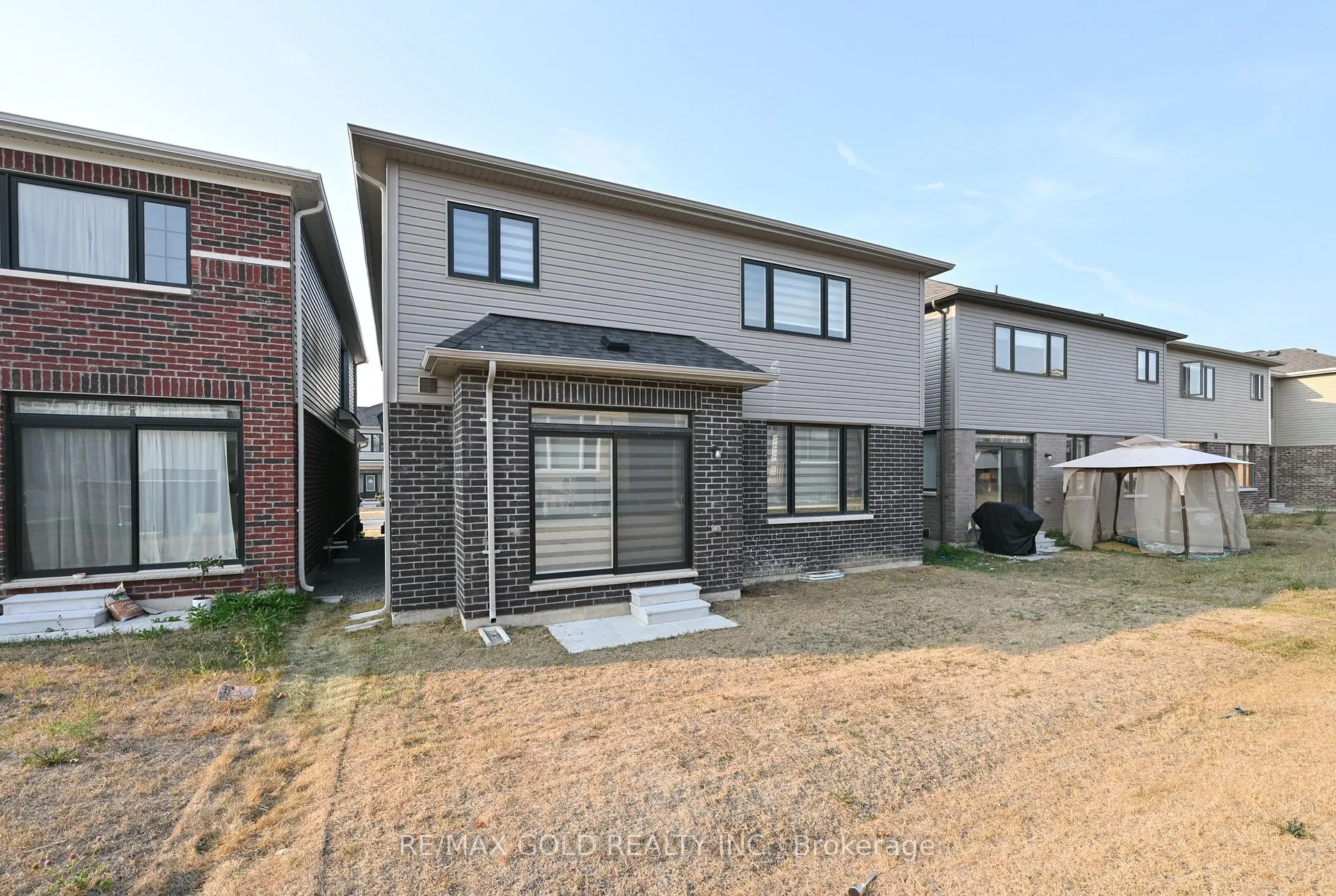 Photo 34 of 138 Nottingham Road, Barrie, Rural Barrie Southeast — HOMEH