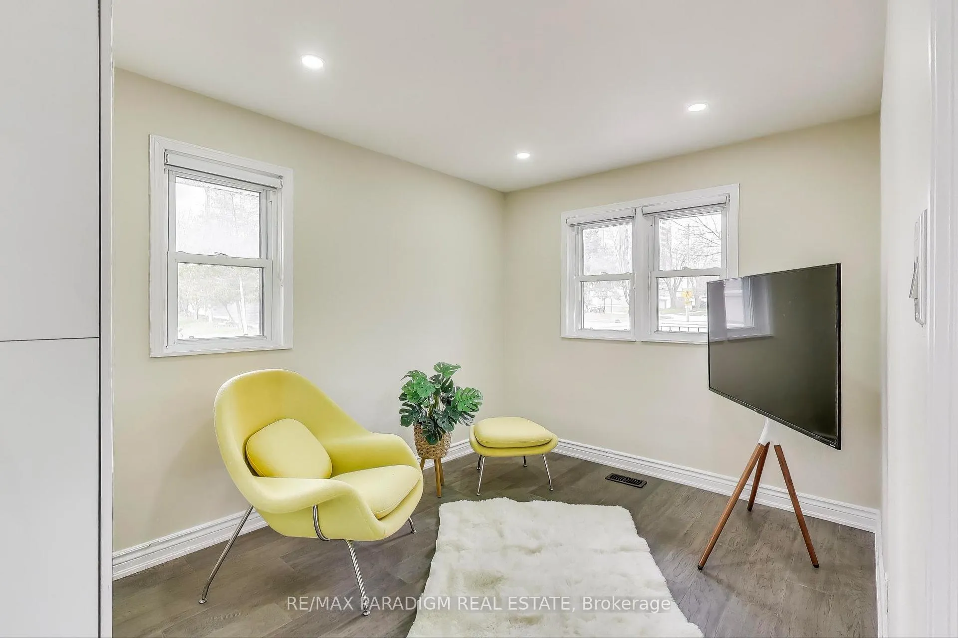 Photo 10 of Unit UPPER, 36 Rideout Street, Ajax, South East — HOMEH