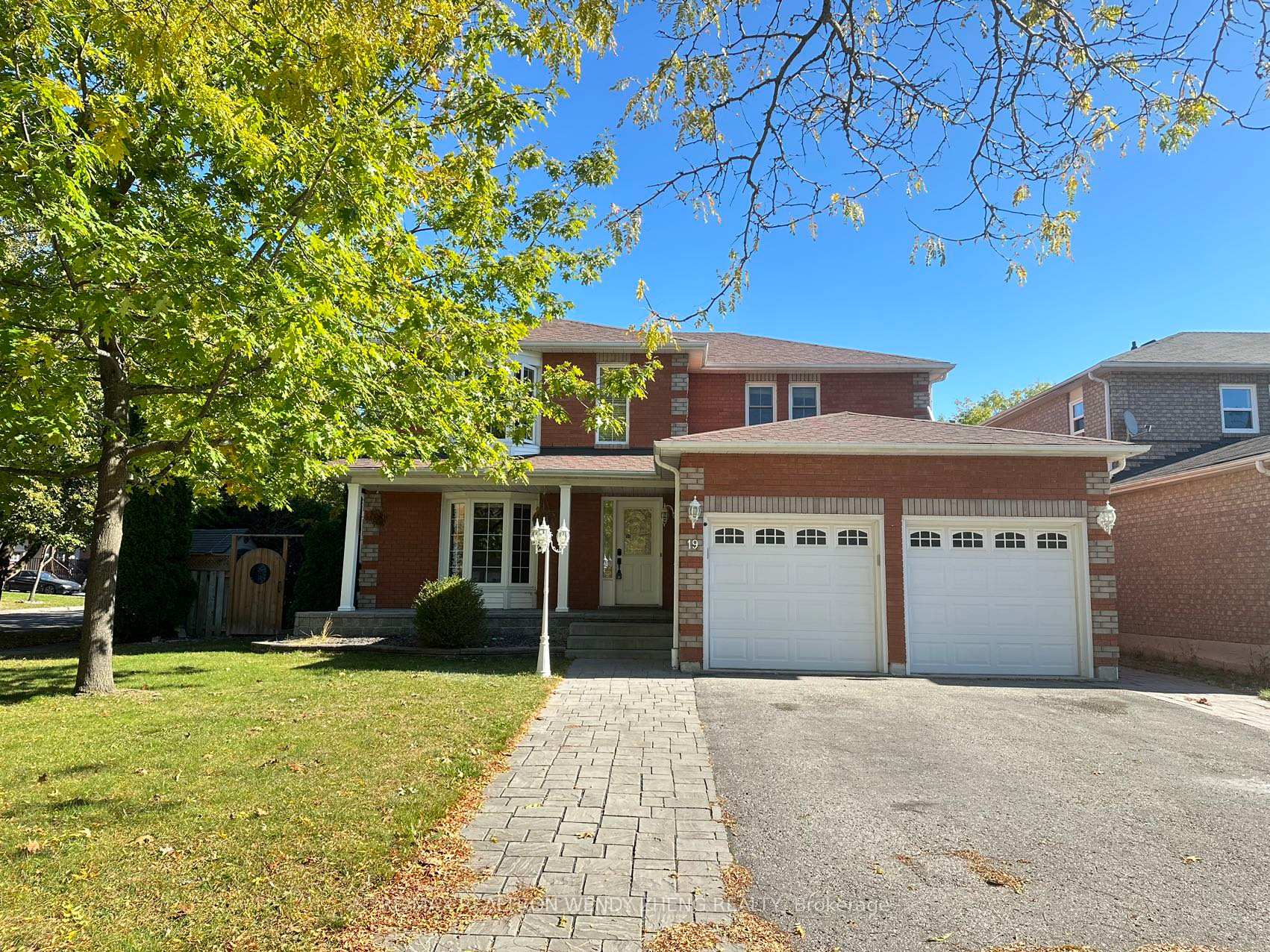 Photo 1 of 19 William Davidson Street, Whitby, Rolling Acres — HOMEH