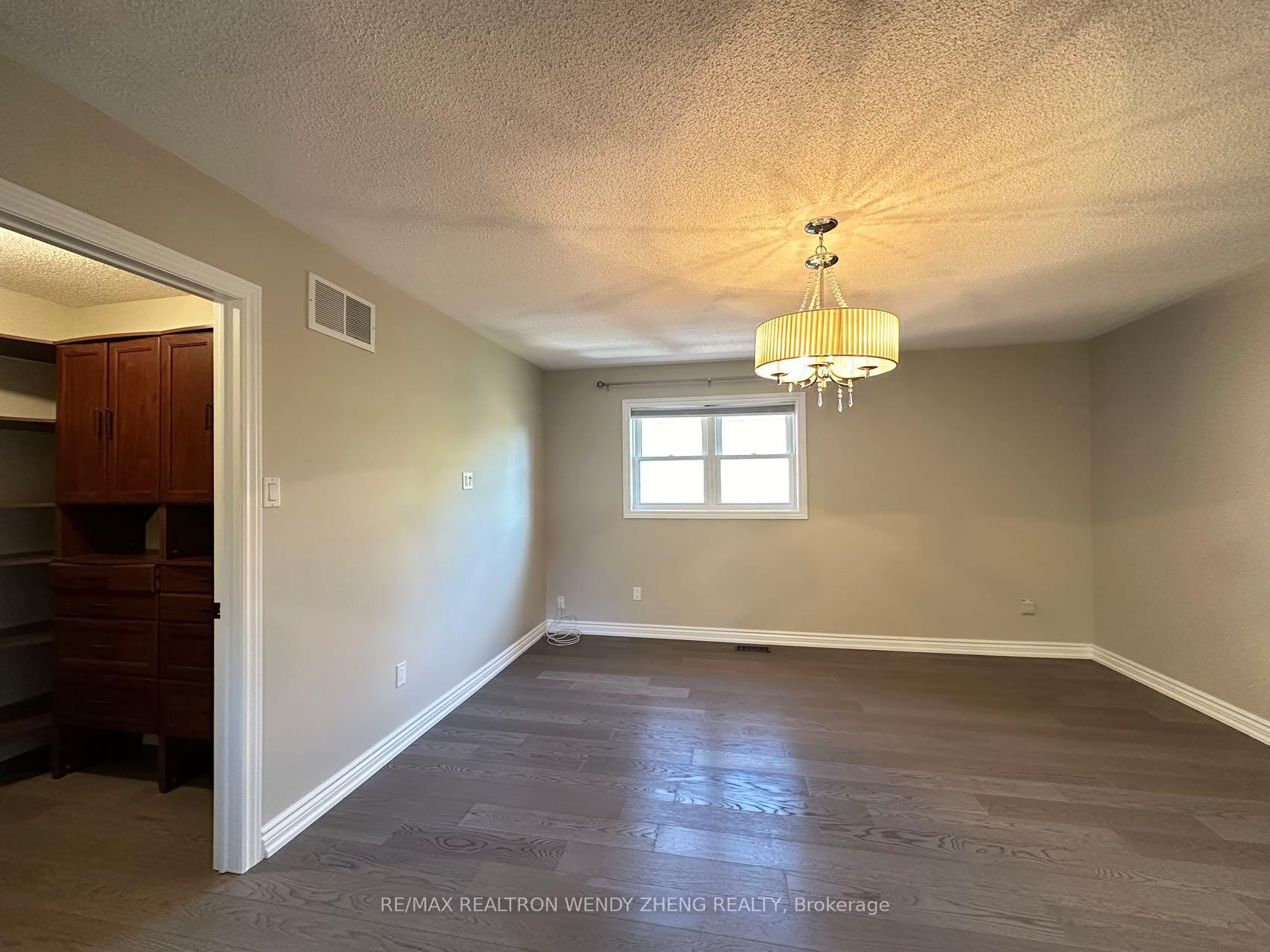 Photo 15 of 19 William Davidson Street, Whitby, Rolling Acres — HOMEH