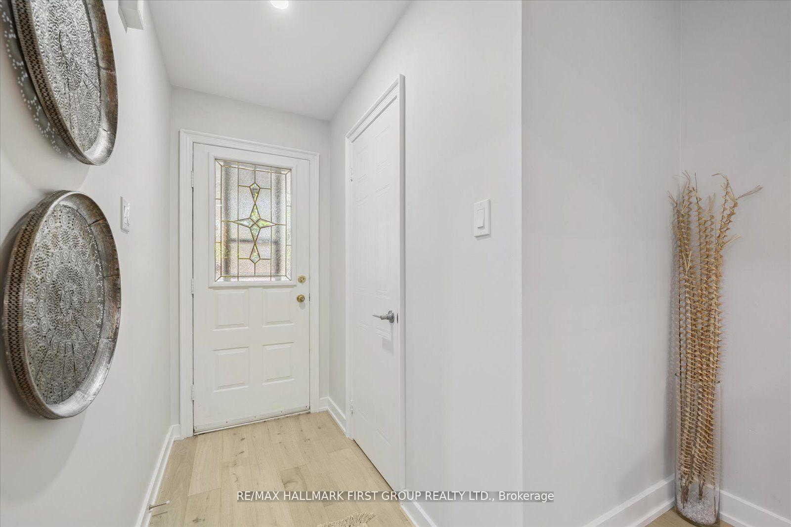 Photo 3 of 20 Schilling Court, Whitby, Pringle Creek — HOMEH