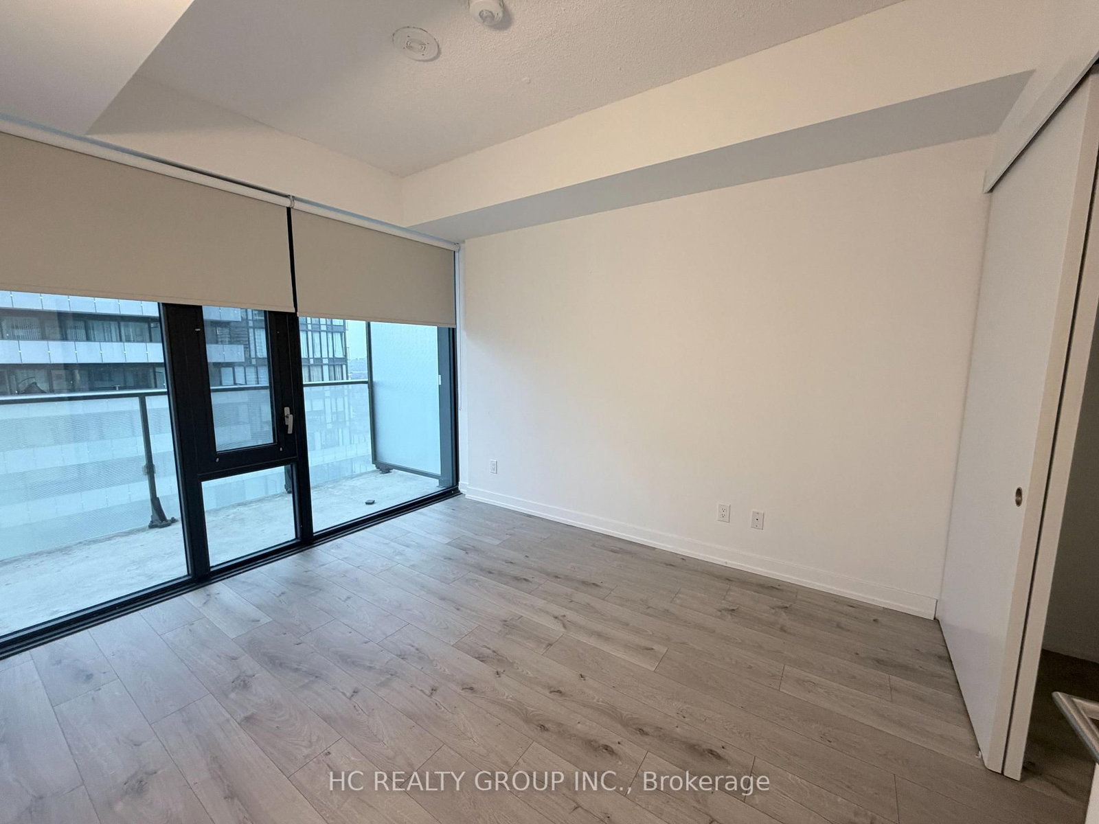 Photo 9 of Unit 3606, 161 Roehampton Ave, Toronto, Mount Pleasant East — HOMEH
