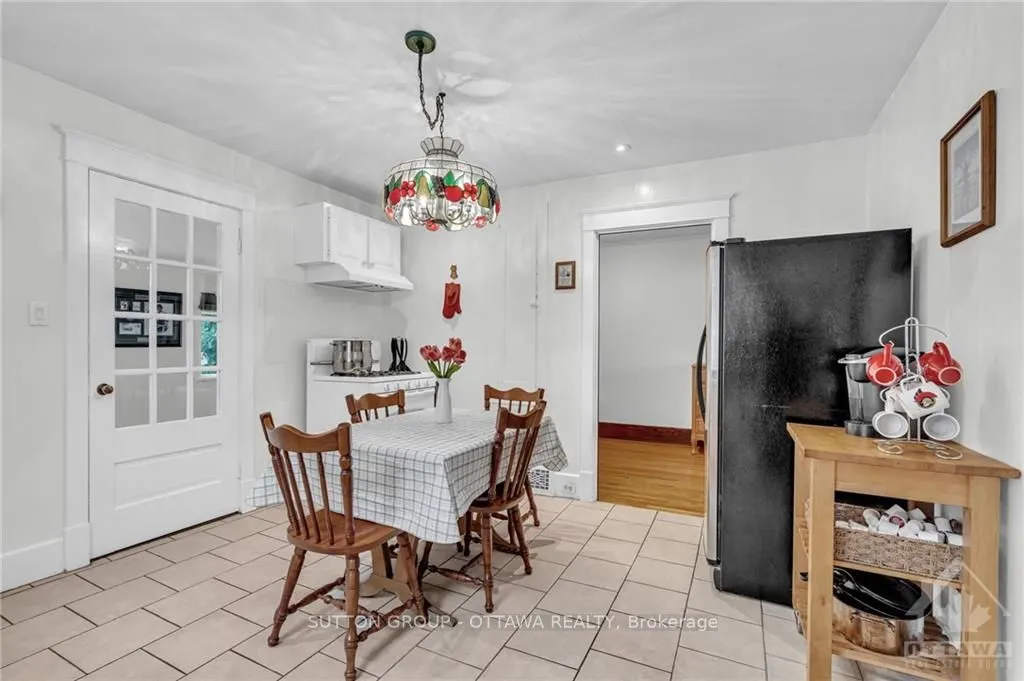 Photo 7 of 1706 Russell Road, Ottawa, Riverview Park — HOMEH