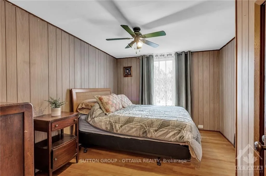 Photo 13 of 1706 Russell Road, Ottawa, Riverview Park — HOMEH