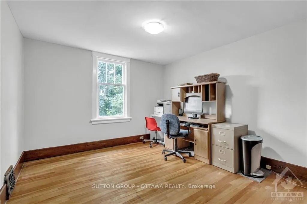 Photo 14 of 1706 Russell Road, Ottawa, Riverview Park — HOMEH