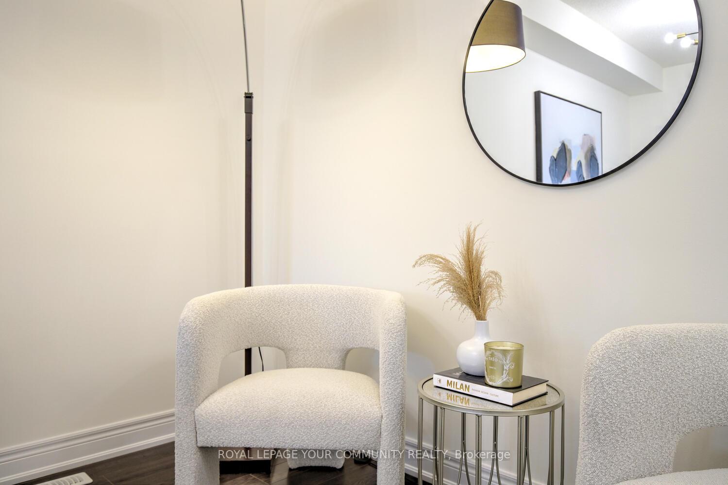 Photo 10 of 45 Catalpa Crescent, Vaughan, Patterson — HOMEH