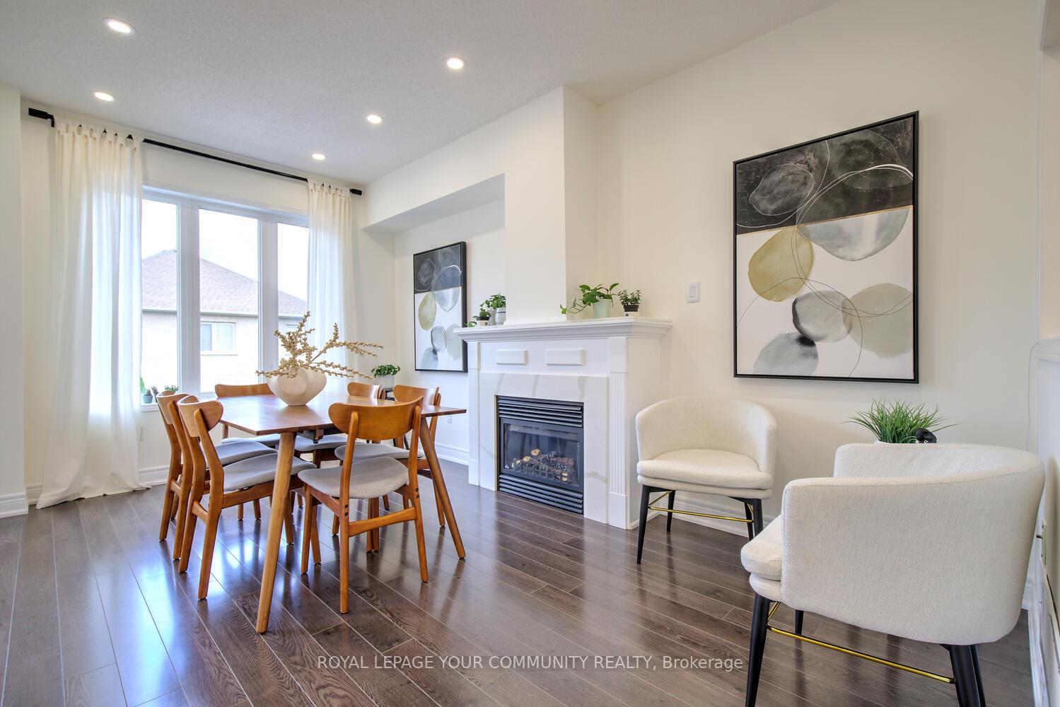 Photo 13 of 45 Catalpa Crescent, Vaughan, Patterson — HOMEH