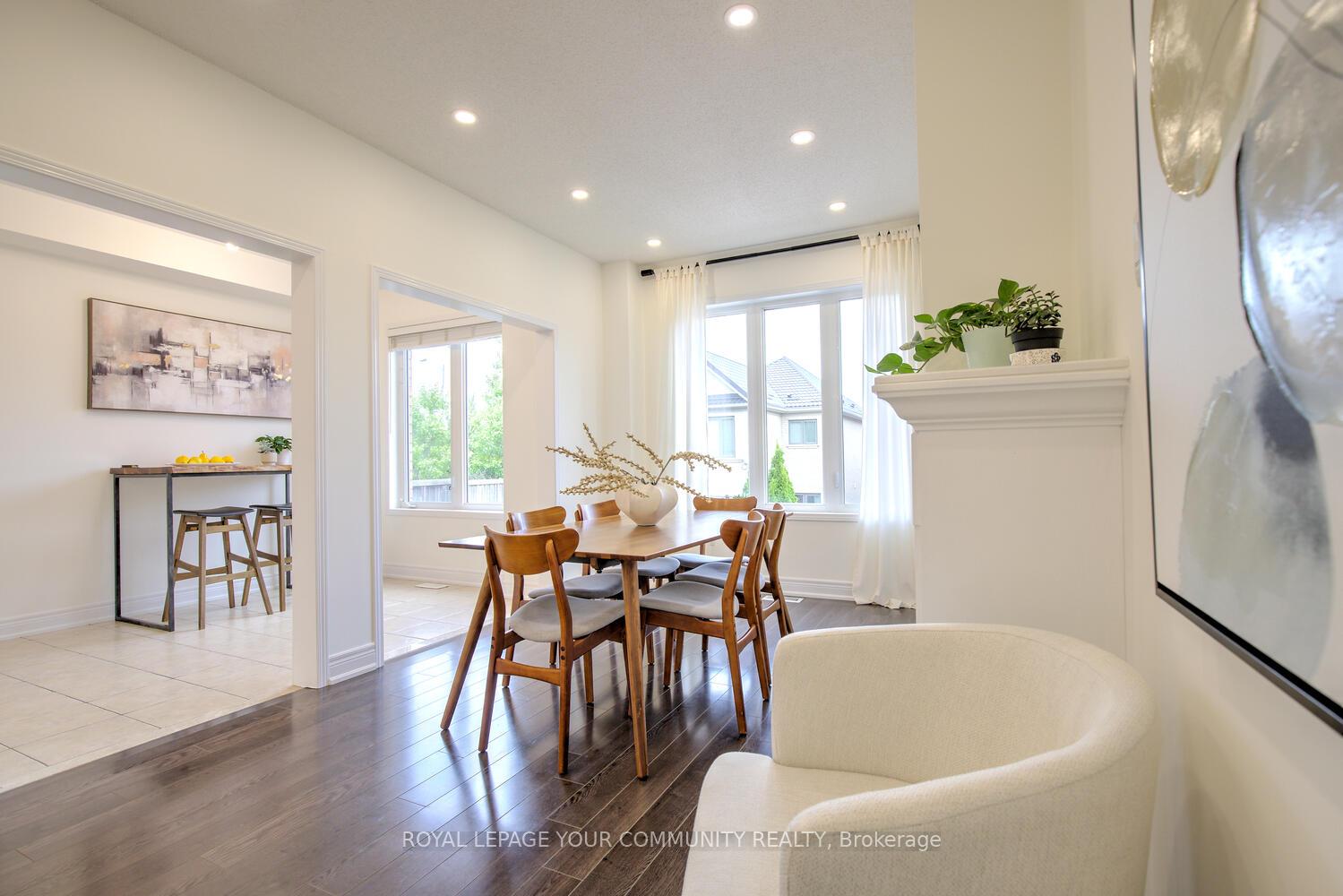Photo 19 of 45 Catalpa Crescent, Vaughan, Patterson — HOMEH