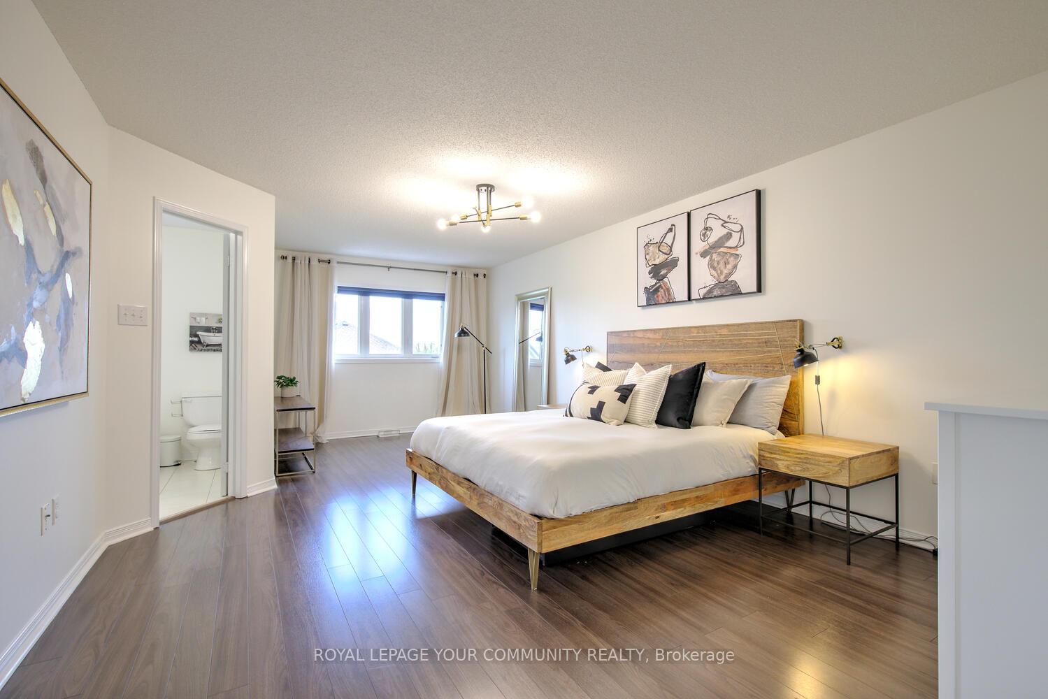 Photo 30 of 45 Catalpa Crescent, Vaughan, Patterson — HOMEH