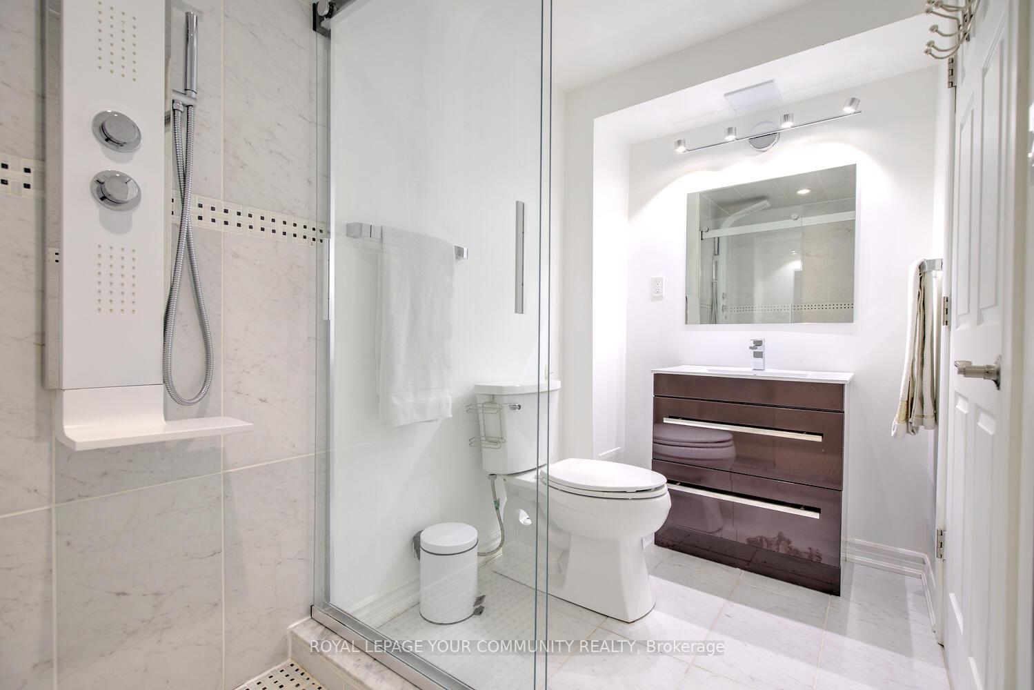 Photo 45 of 45 Catalpa Crescent, Vaughan, Patterson — HOMEH