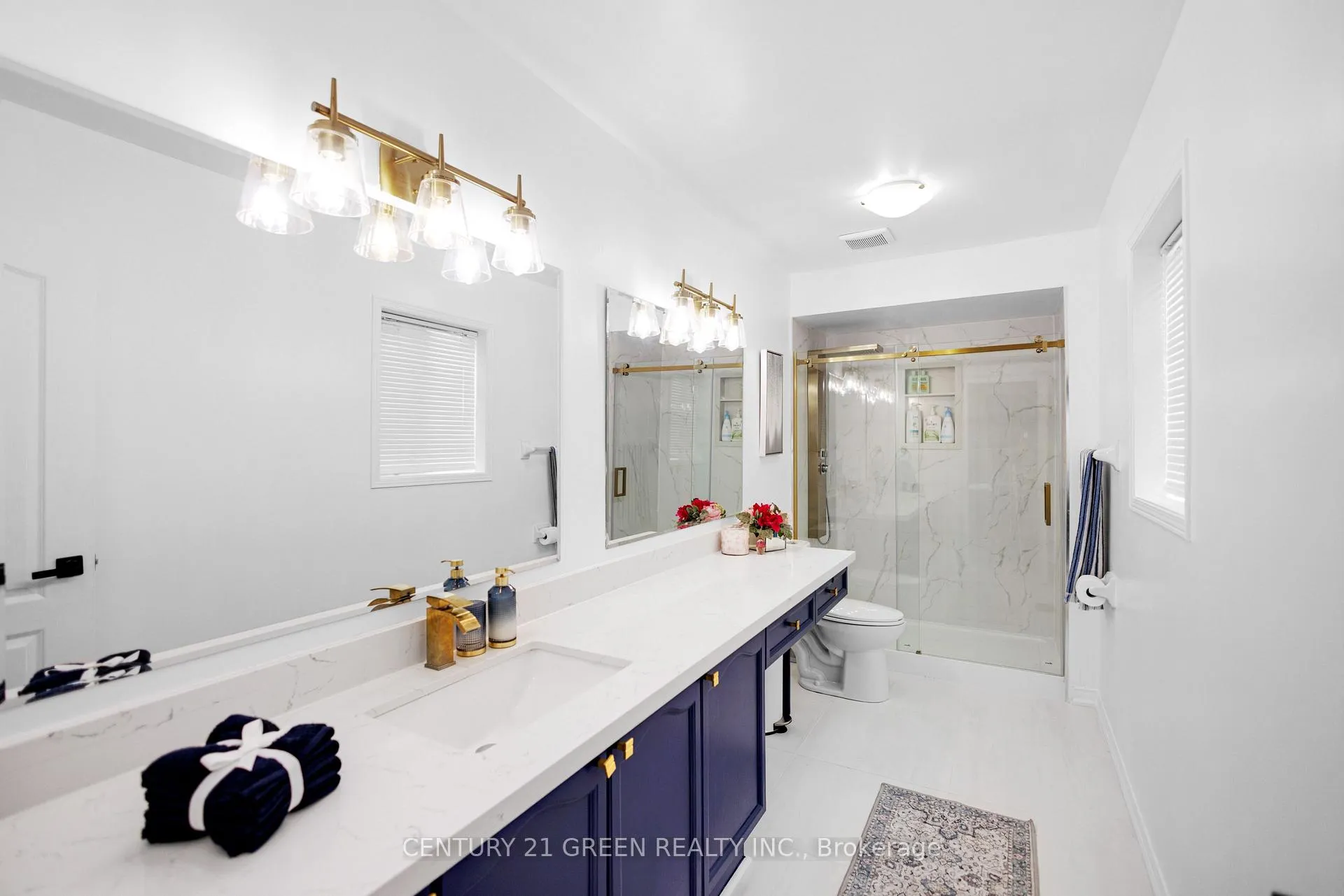 Photo 20 of 25 Warwick Avenue, Ajax, South East — HOMEH