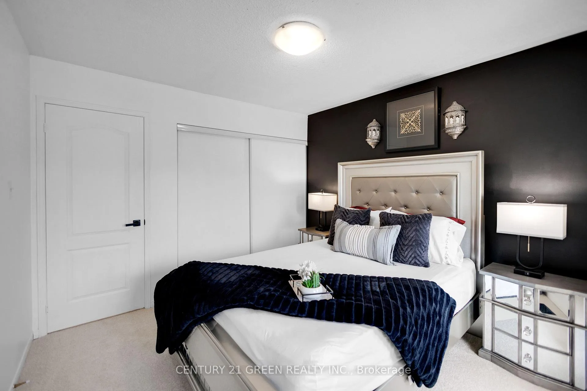 Photo 25 of 25 Warwick Avenue, Ajax, South East — HOMEH