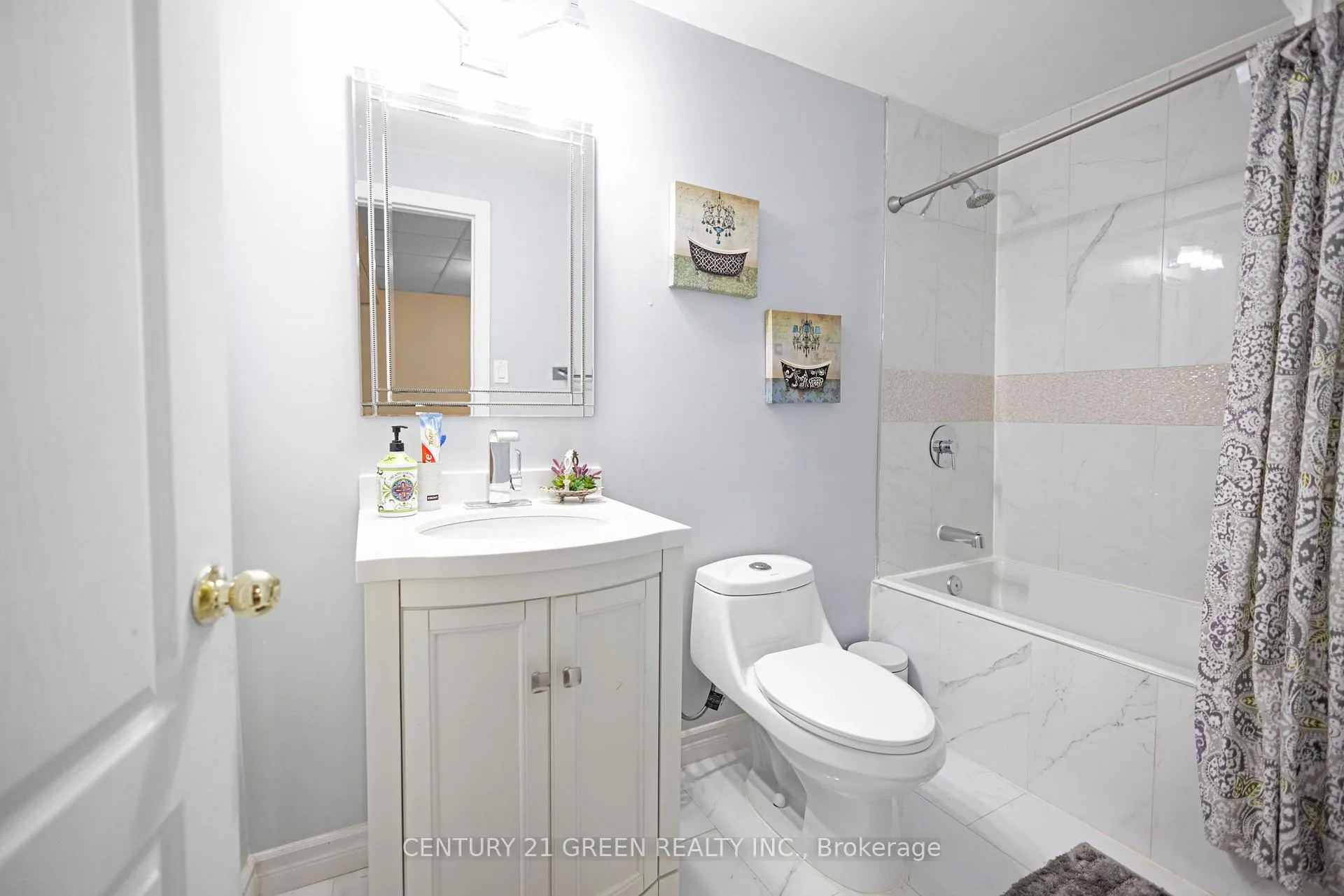 Photo 36 of 25 Warwick Avenue, Ajax, South East — HOMEH
