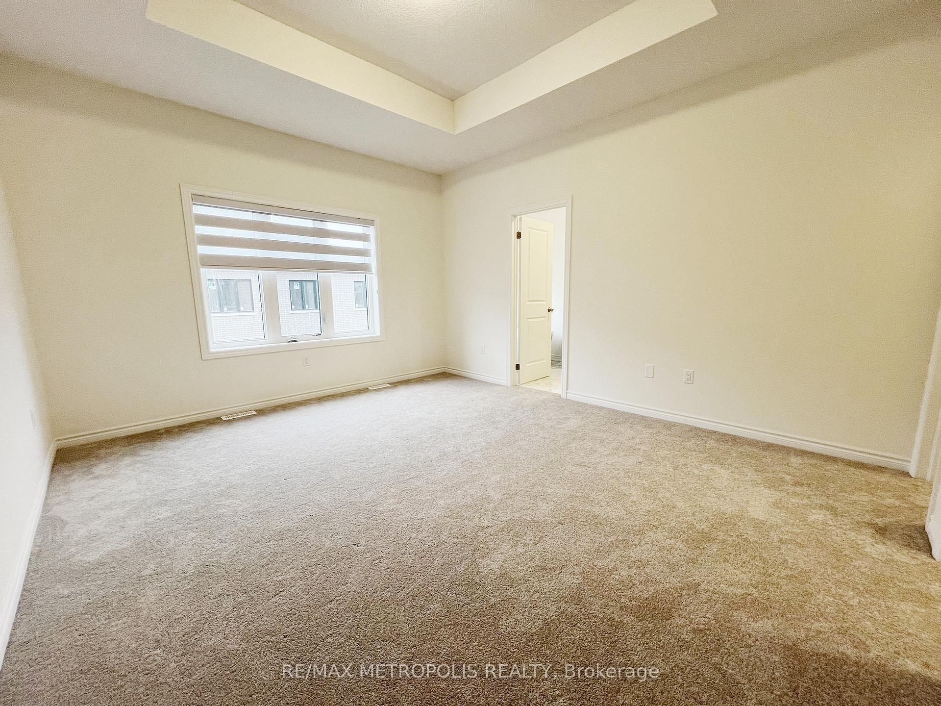 Photo 10 of 64 Hartington Street, Vaughan, Kleinburg — HOMEH