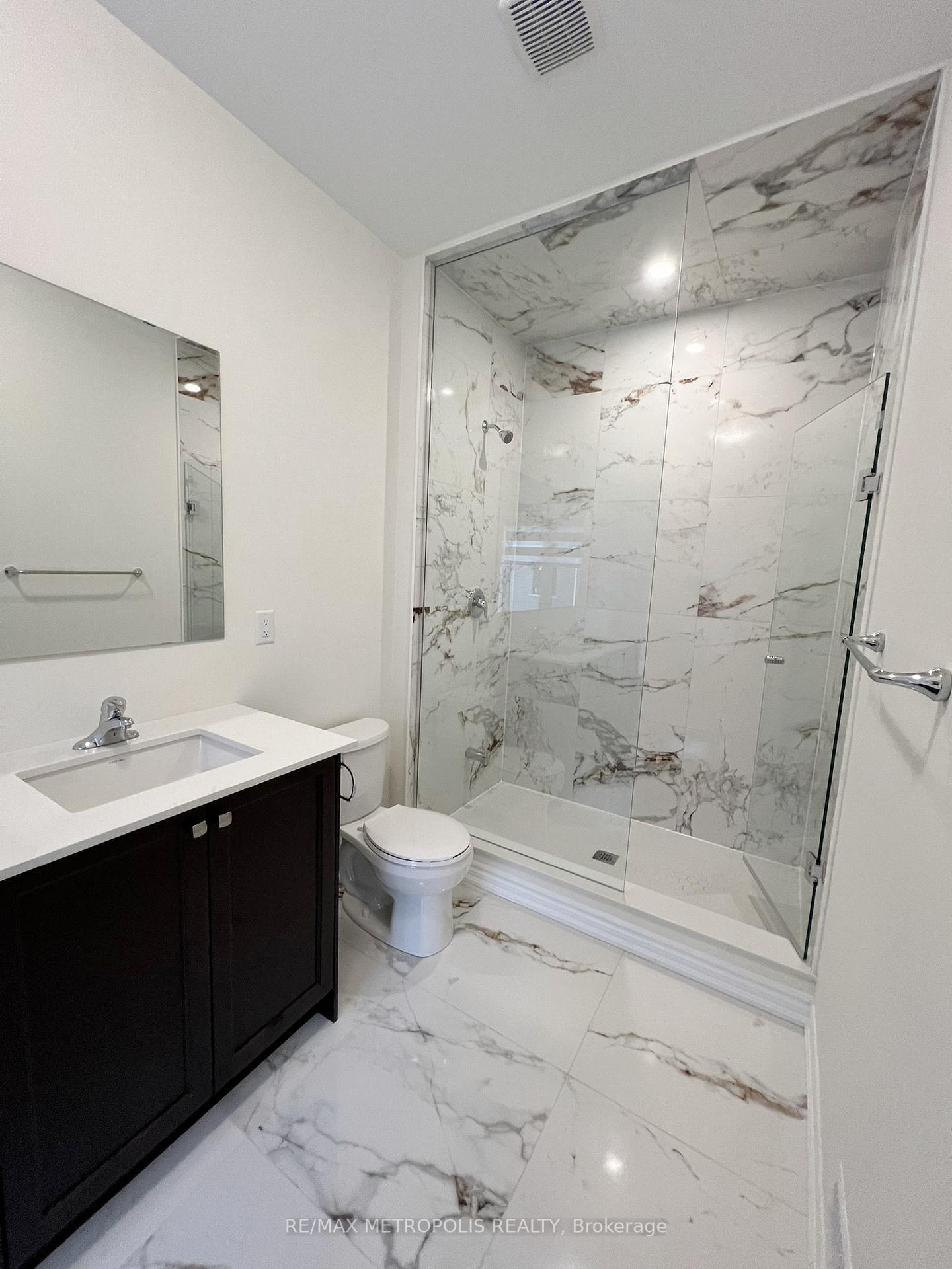 Photo 14 of 64 Hartington Street, Vaughan, Kleinburg — HOMEH
