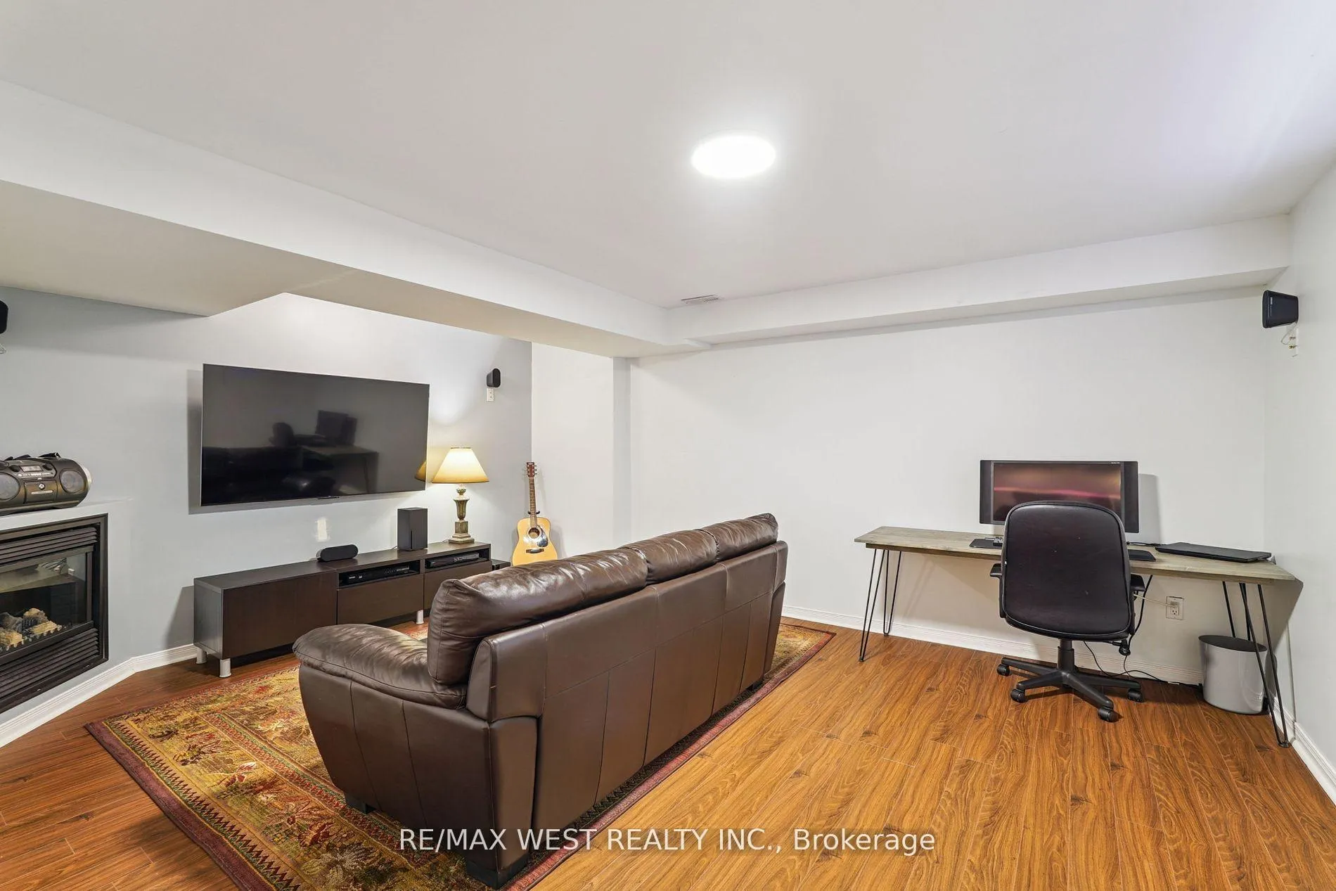 Photo 12 of 148 Chayna Crescent, Vaughan, Patterson — HOMEH
