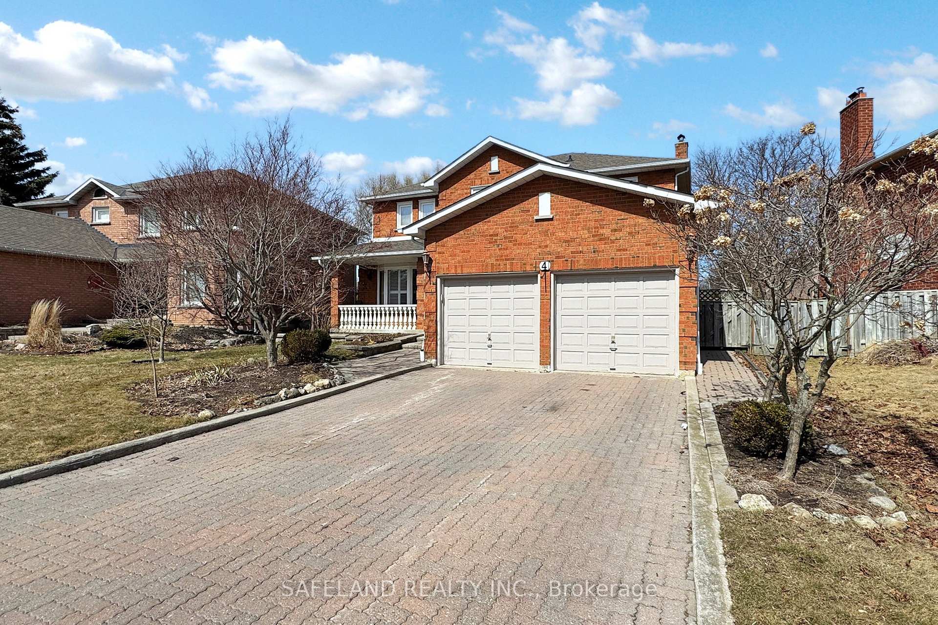 Front of 4 Intrepid Drive