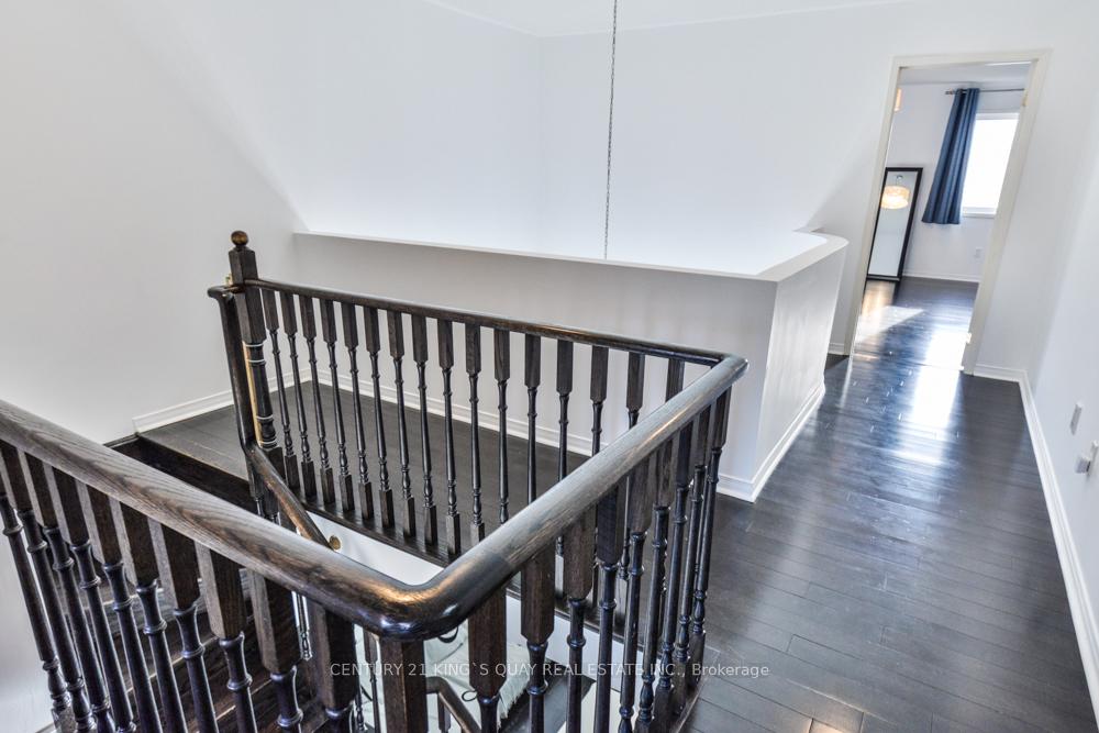 Photo 17 of 89 D'Amato Crescent, Vaughan, Maple — HOMEH