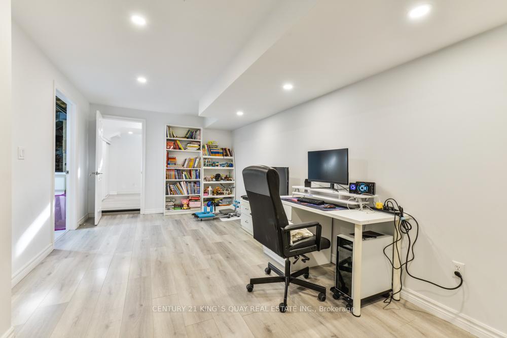 Photo 25 of 89 D'Amato Crescent, Vaughan, Maple — HOMEH