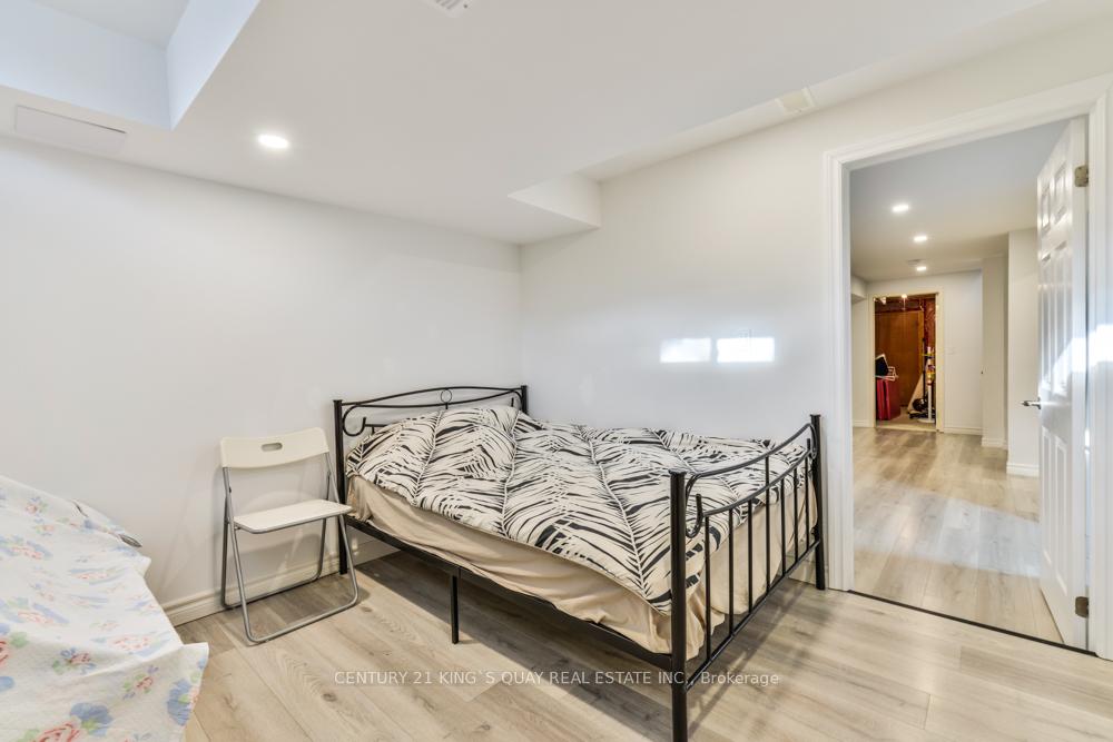 Photo 27 of 89 D'Amato Crescent, Vaughan, Maple — HOMEH