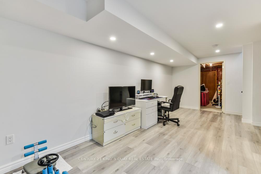 Photo 29 of 89 D'Amato Crescent, Vaughan, Maple — HOMEH