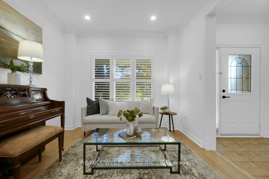 Photo 3 of 172 Napa Valley Avenue, Vaughan, Sonoma Heights — HOMEH
