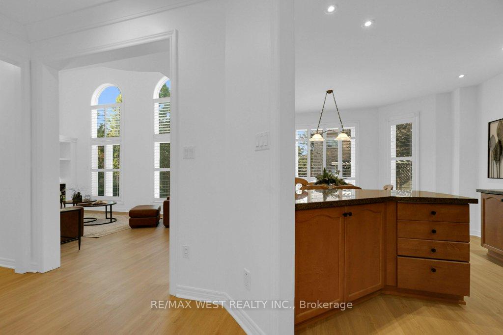 Photo 7 of 172 Napa Valley Avenue, Vaughan, Sonoma Heights — HOMEH
