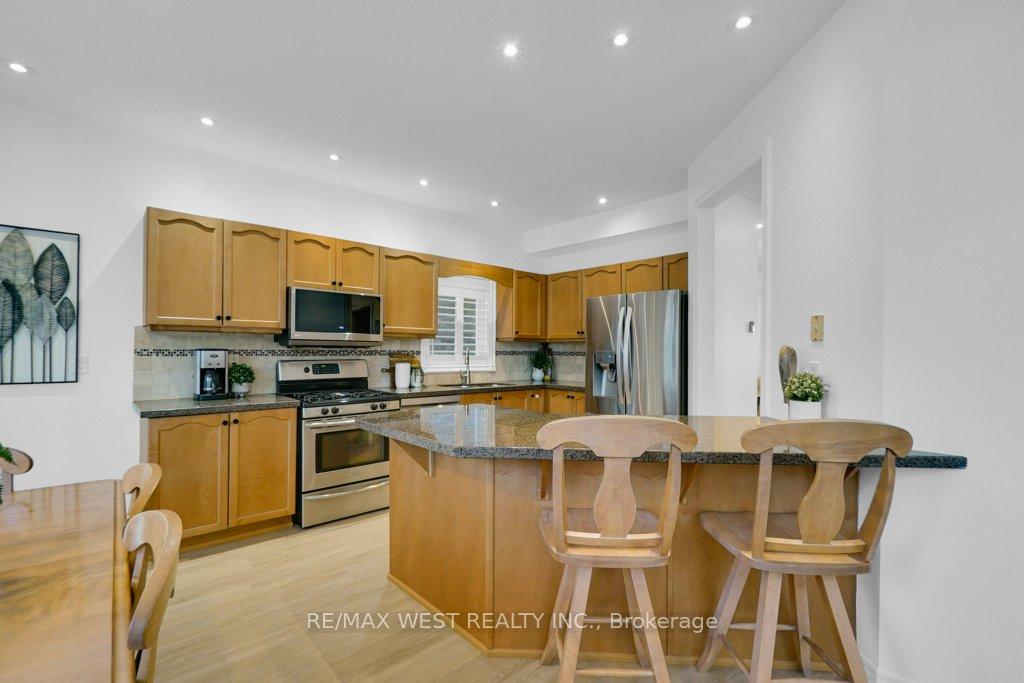 Photo 11 of 172 Napa Valley Avenue, Vaughan, Sonoma Heights — HOMEH