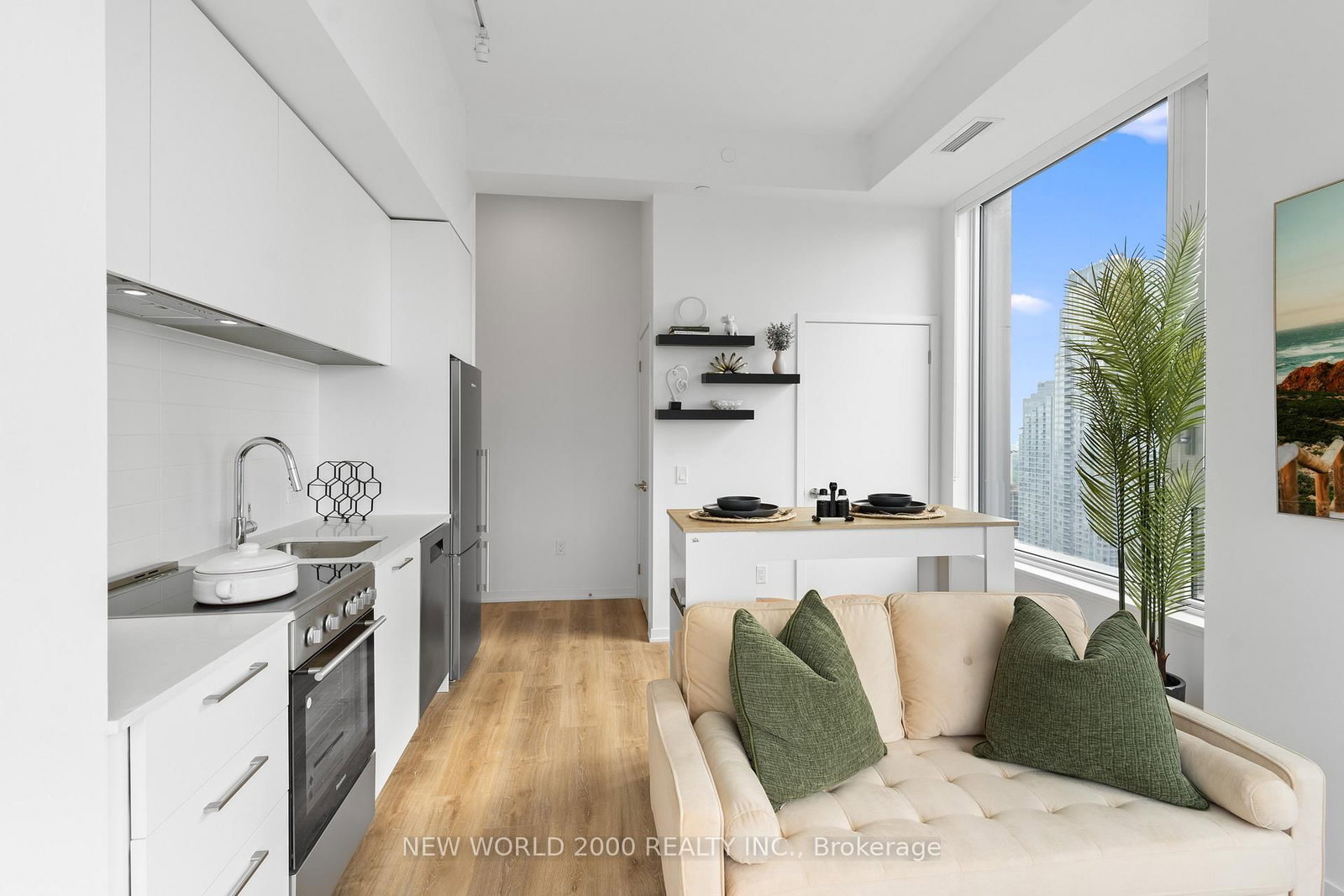 Photo 8 of Unit 3412, 101 Roehampton Ave, Toronto, Mount Pleasant West — HOMEH