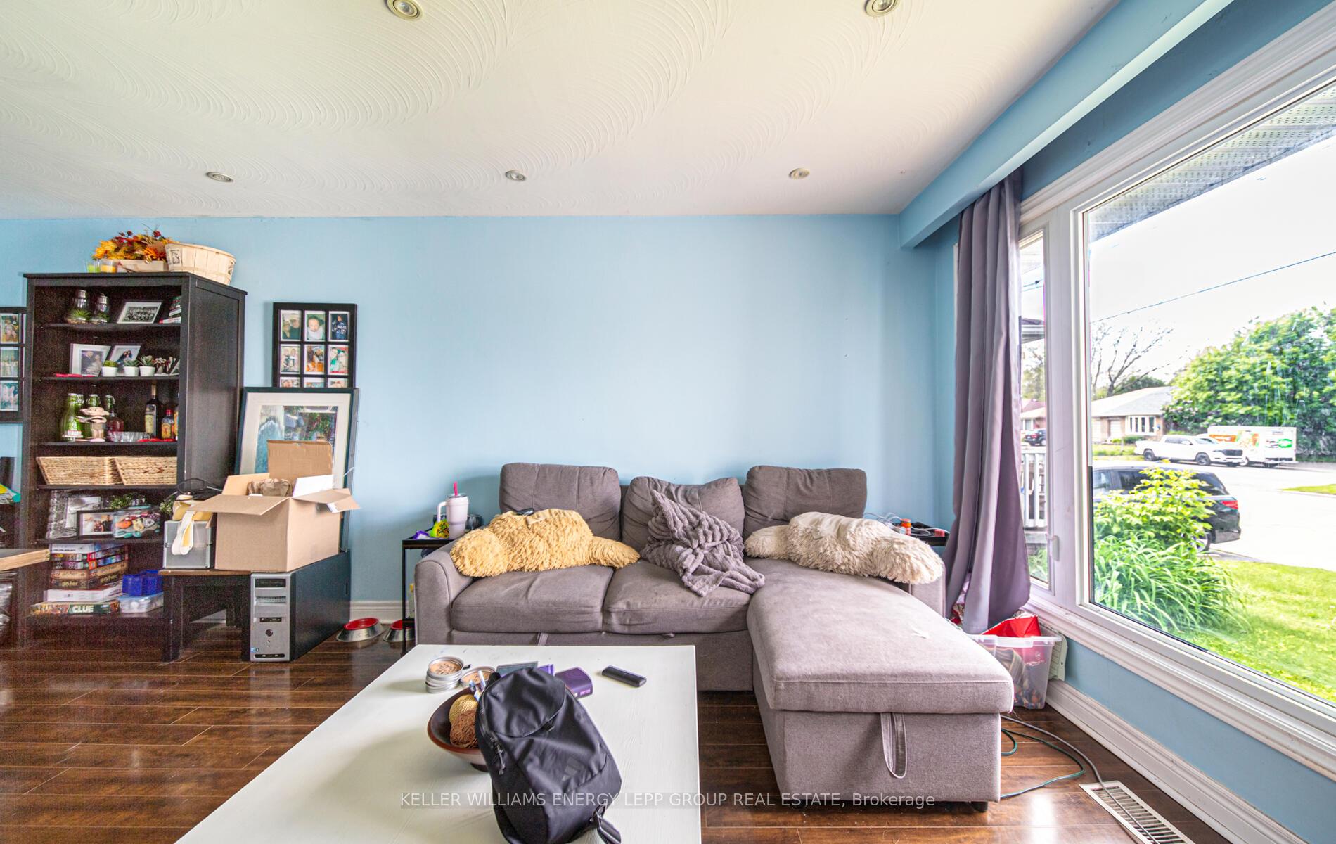 Photo 13 of 119 Lupin Drive, Whitby, Downtown Whitby — HOMEH