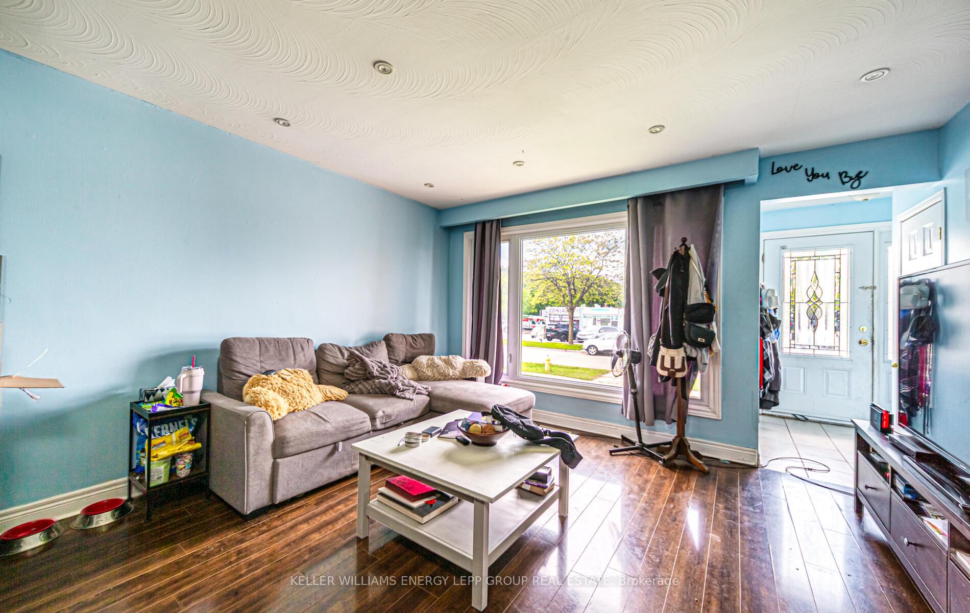 Photo 14 of 119 Lupin Drive, Whitby, Downtown Whitby — HOMEH