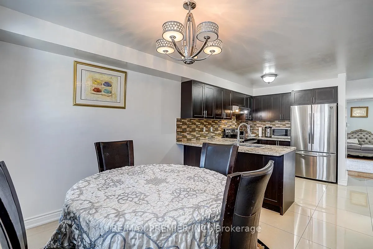 Photo 19 of 22 Michelle Drive, Vaughan, East Woodbridge — HOMEH