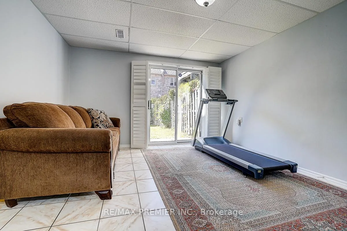 Photo 36 of 22 Michelle Drive, Vaughan, East Woodbridge — HOMEH