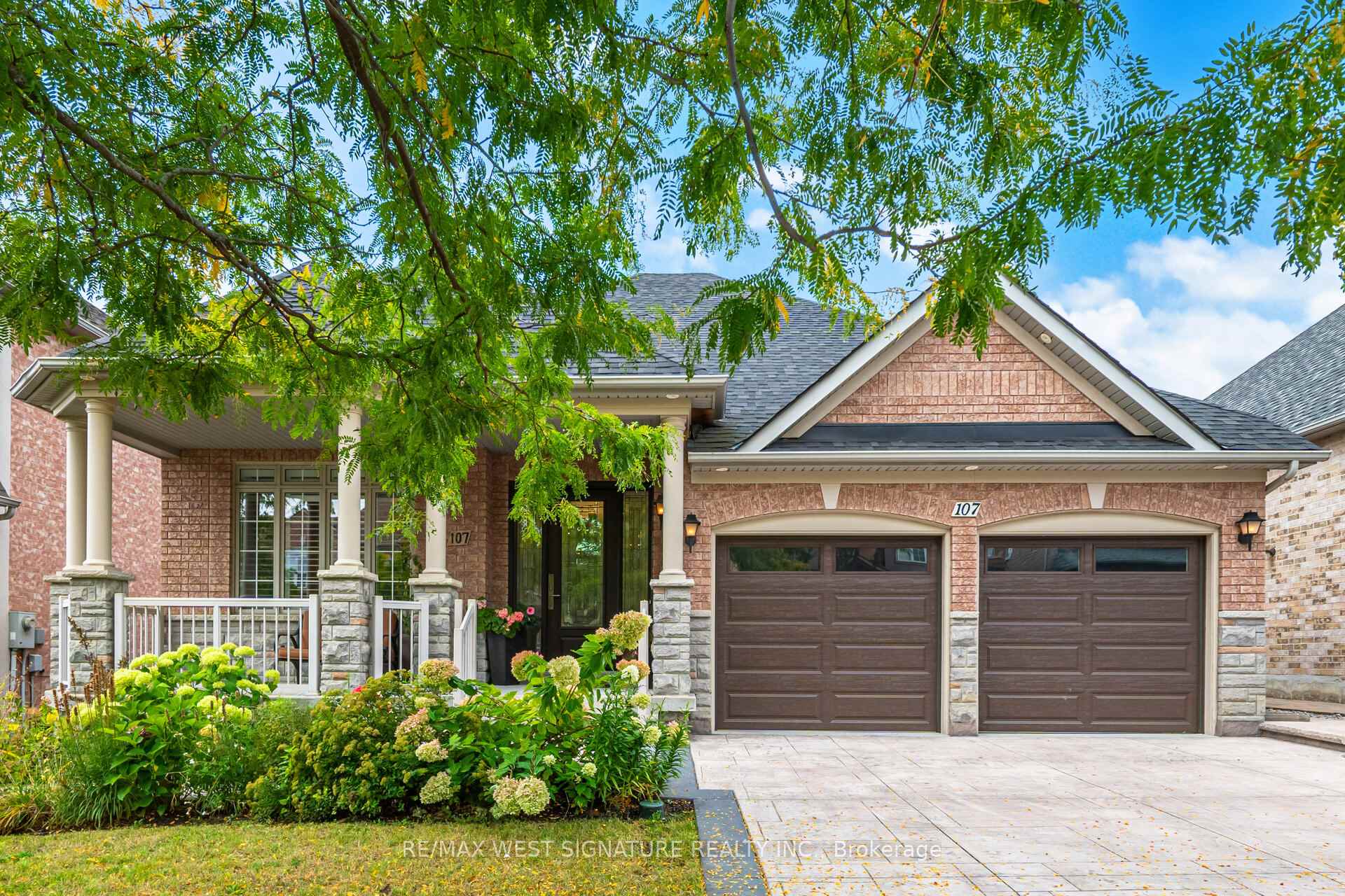 Photo 1 of 107 Cupola Crescent, Vaughan, Vellore Village — HOMEH