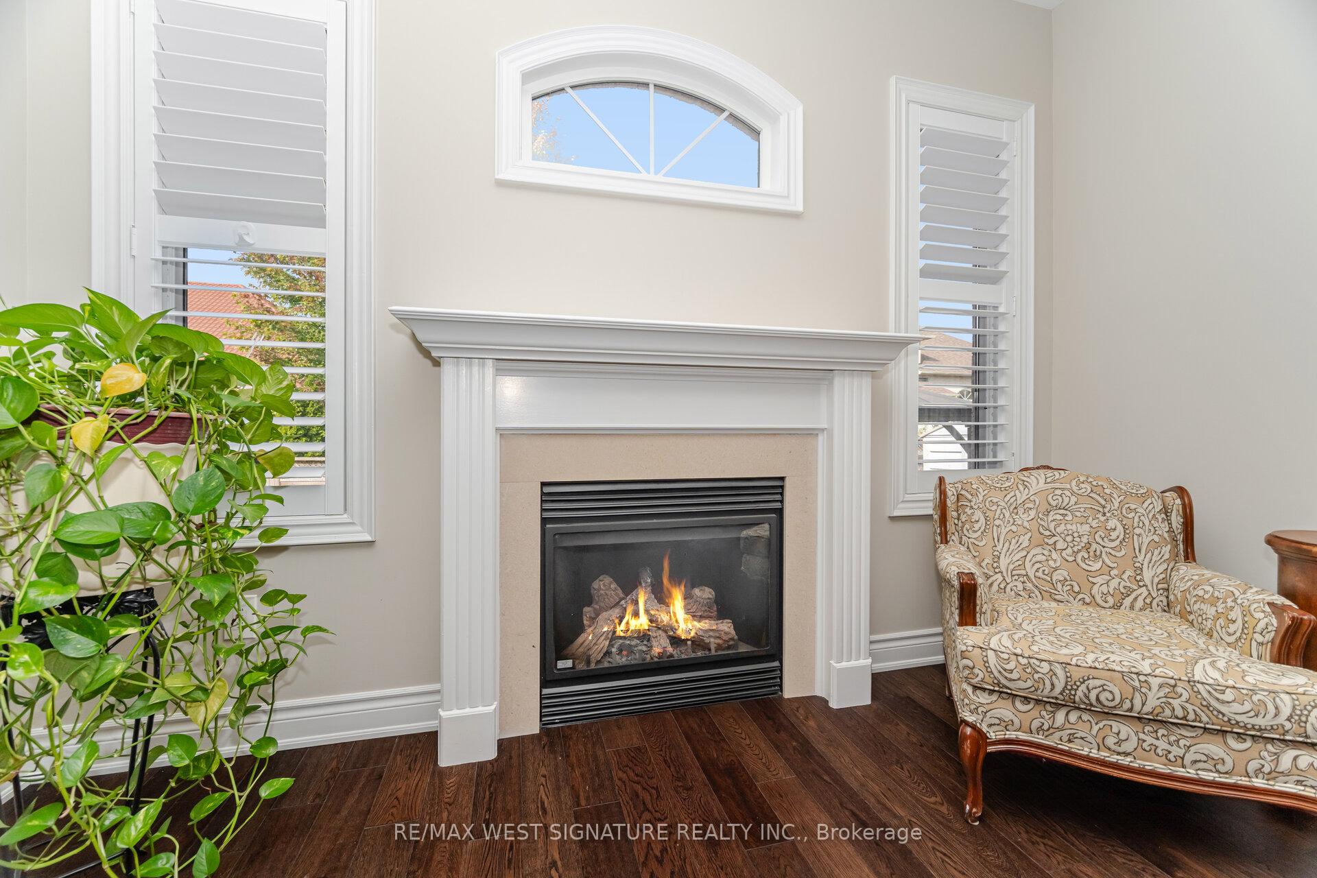 Photo 14 of 107 Cupola Crescent, Vaughan, Vellore Village — HOMEH