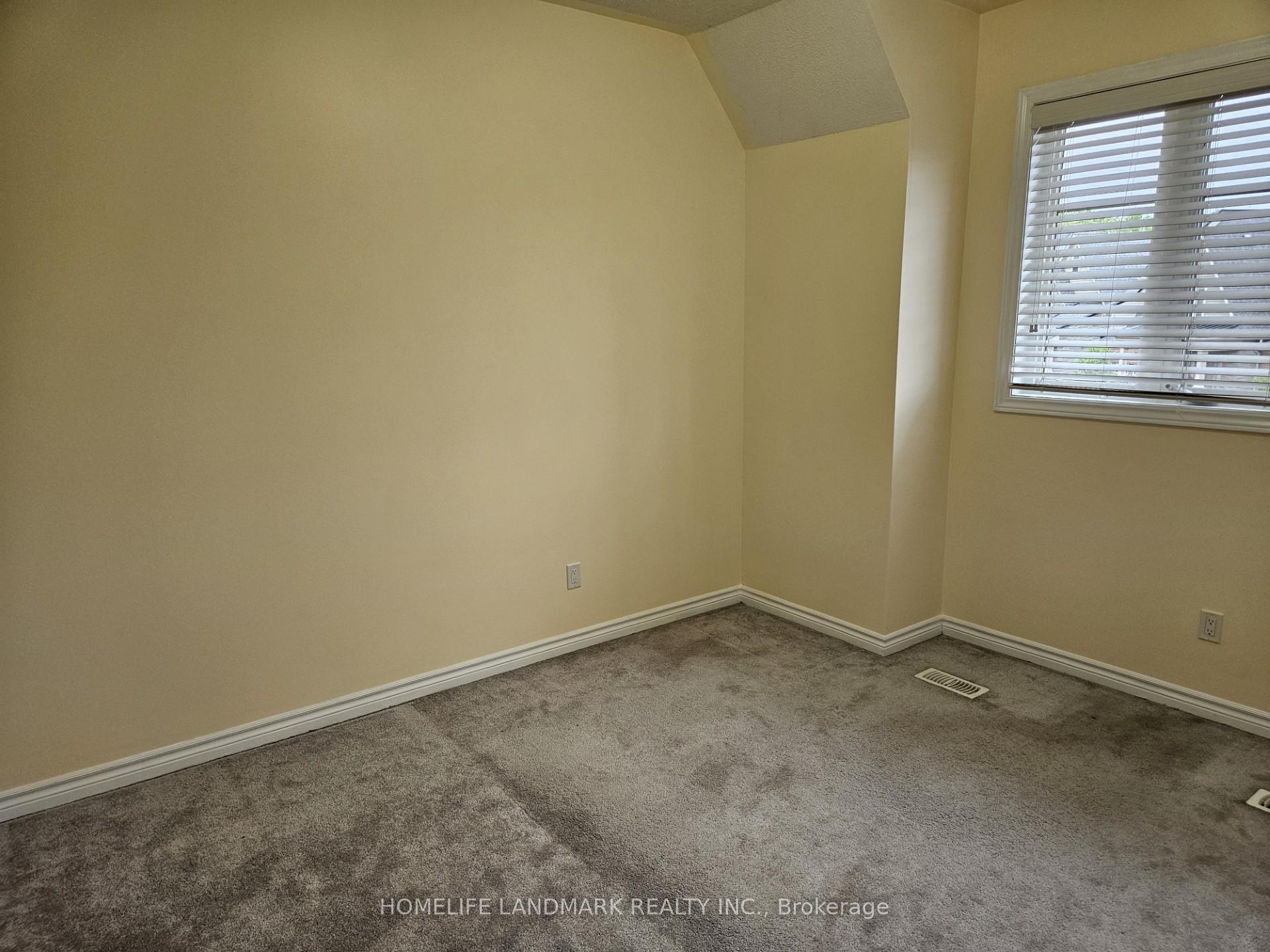 Photo 30 of 38 Workmens Circle, Ajax, Northwest Ajax — HOMEH