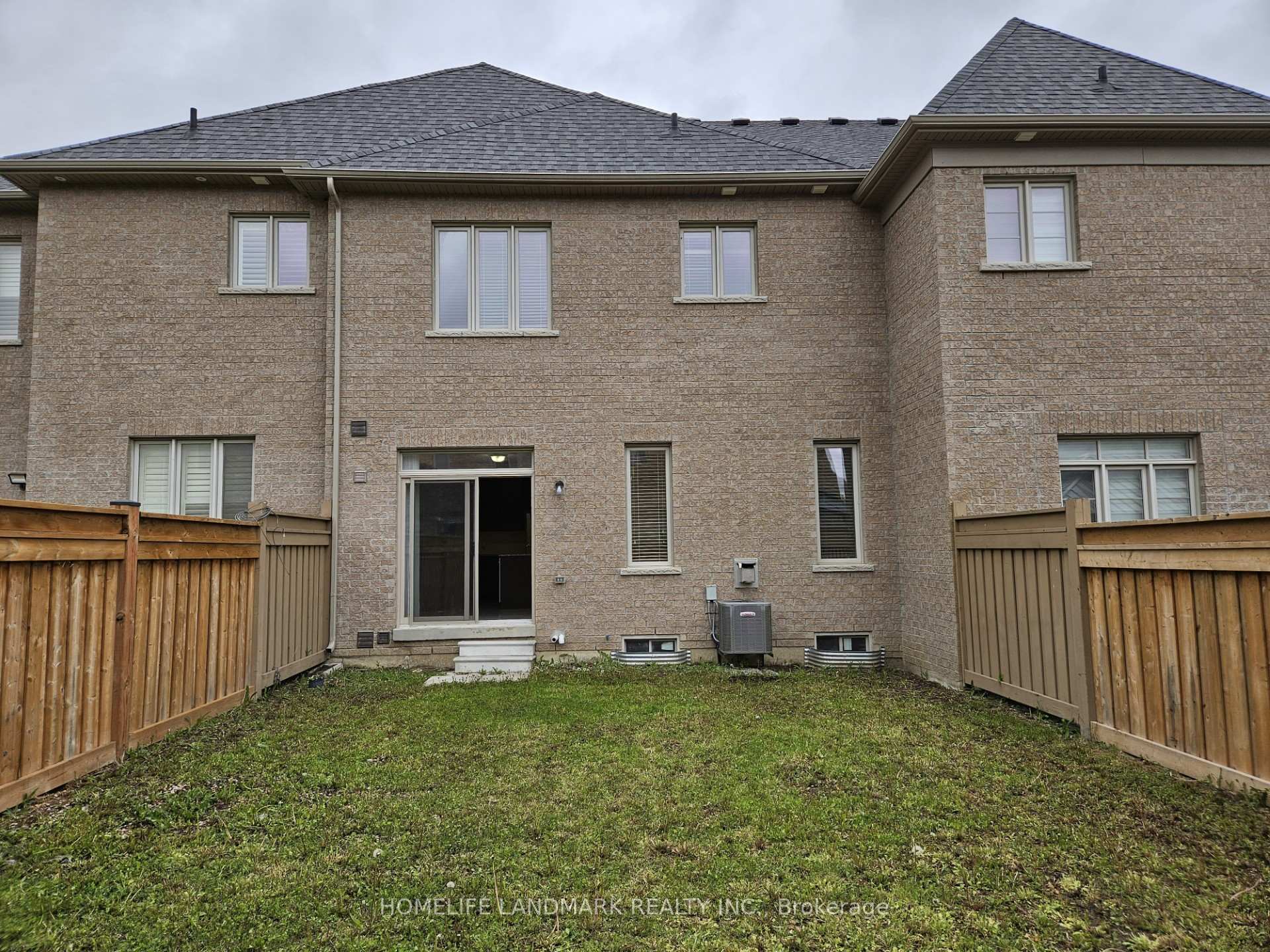 Photo 42 of 38 Workmens Circle, Ajax, Northwest Ajax — HOMEH