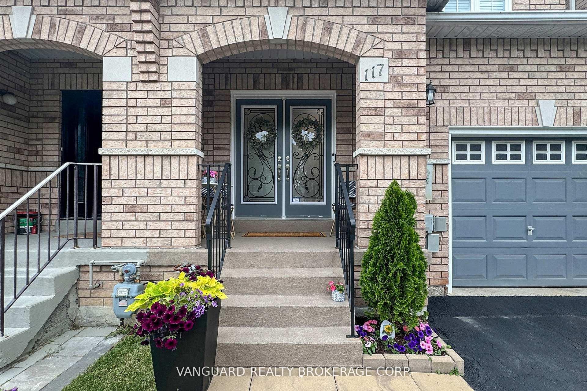 Photo 8 of 117 Gianmarco Way, Vaughan, Vellore Village — HOMEH
