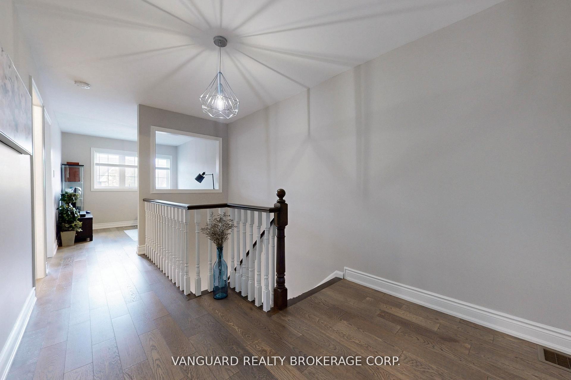 Photo 25 of 117 Gianmarco Way, Vaughan, Vellore Village — HOMEH