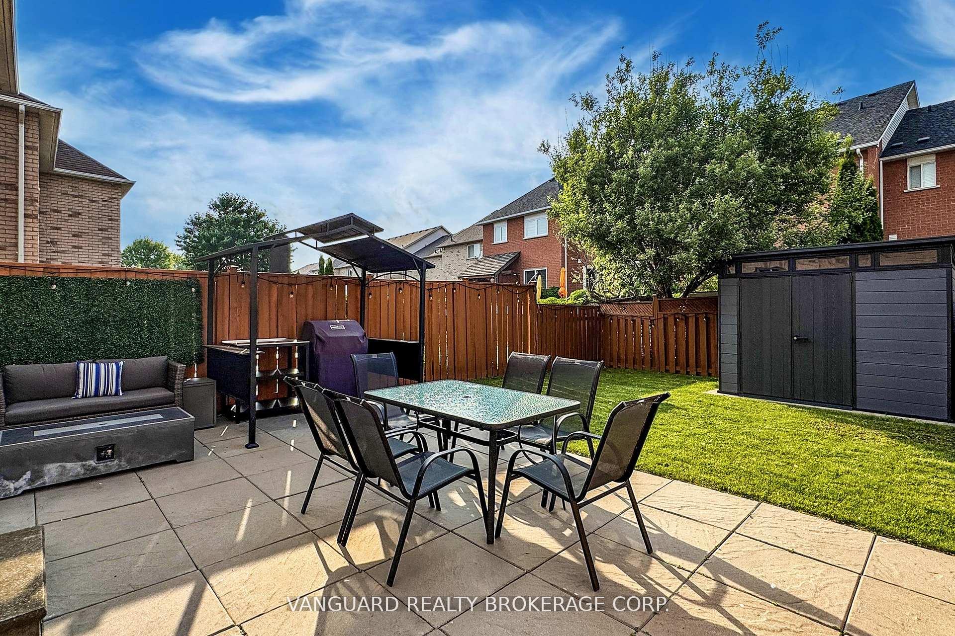 Photo 39 of 117 Gianmarco Way, Vaughan, Vellore Village — HOMEH