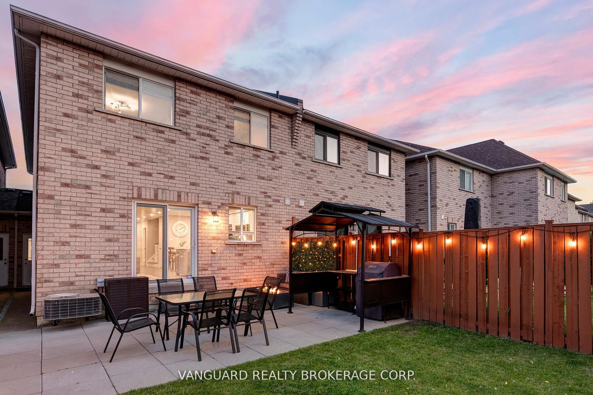 Photo 42 of 117 Gianmarco Way, Vaughan, Vellore Village — HOMEH