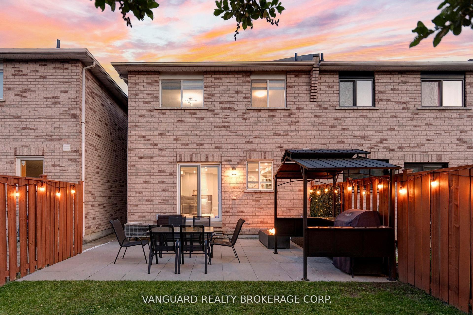 Photo 43 of 117 Gianmarco Way, Vaughan, Vellore Village — HOMEH
