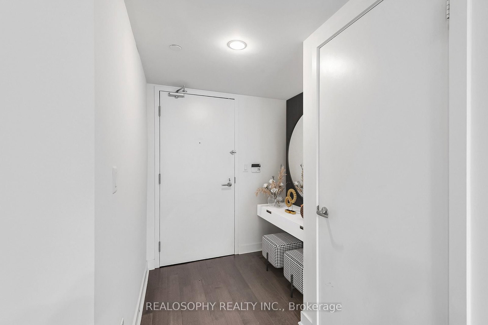 Photo 10 of Unit 506, 58 Orchard View Blvd, Toronto, Yonge-Eglinton — HOMEH