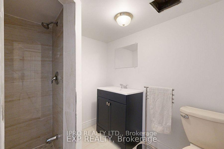 Photo 6 of Unit Bsmnt, 42 Richbell Street, Vaughan, Brownridge — HOMEH
