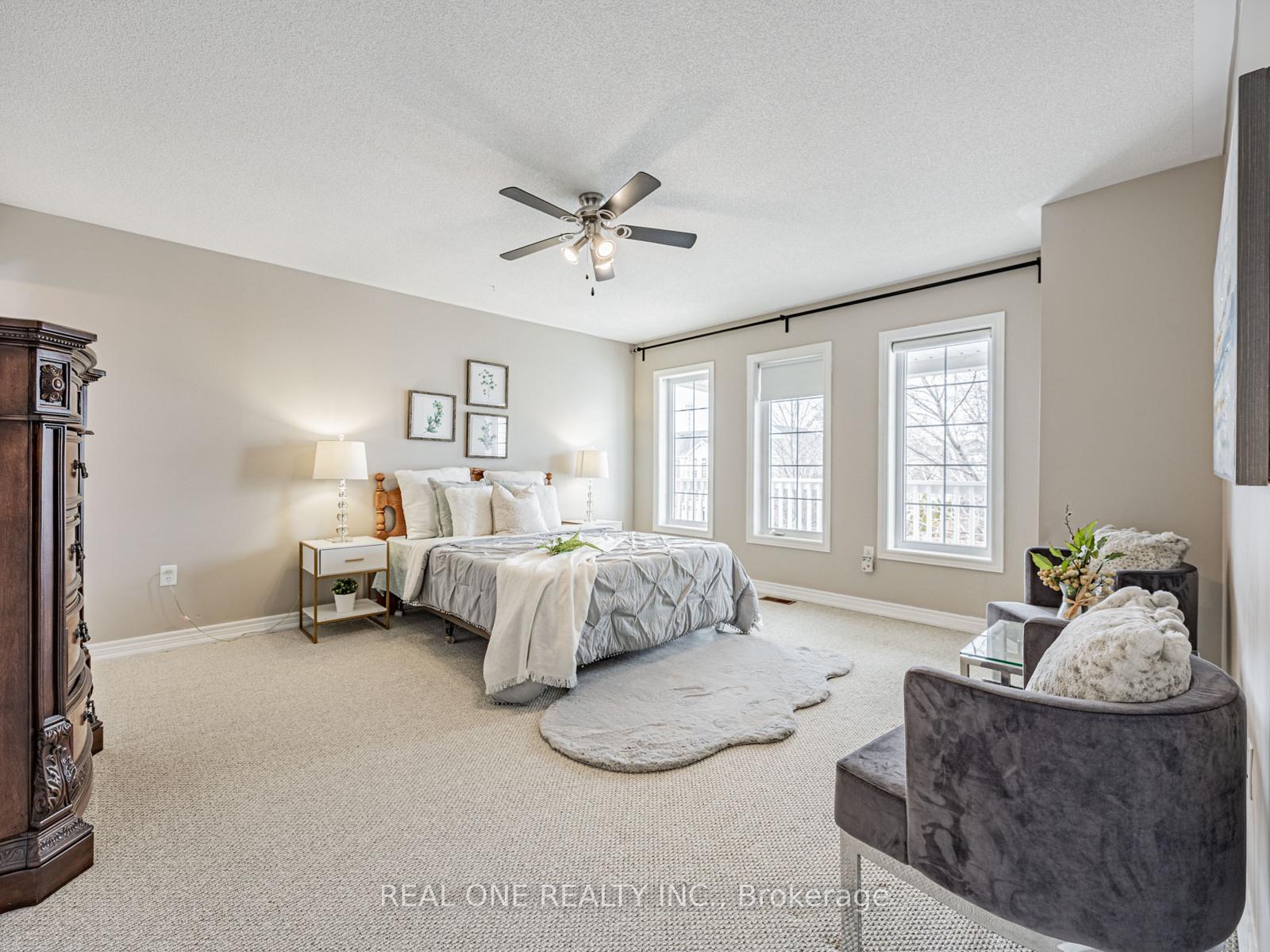 Photo 36 of 51 Hanson Crescent, Whitby, Brooklin — HOMEH