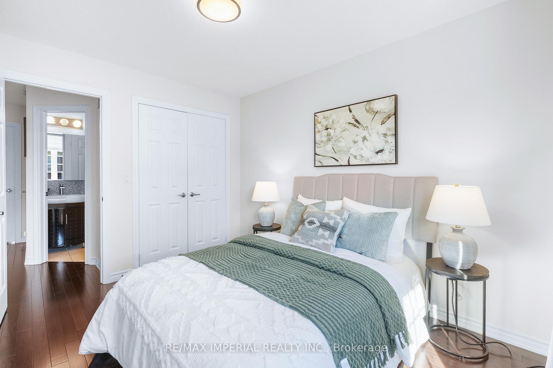 Photo 30 of 6 John Frank Road, Vaughan, East Woodbridge — HOMEH