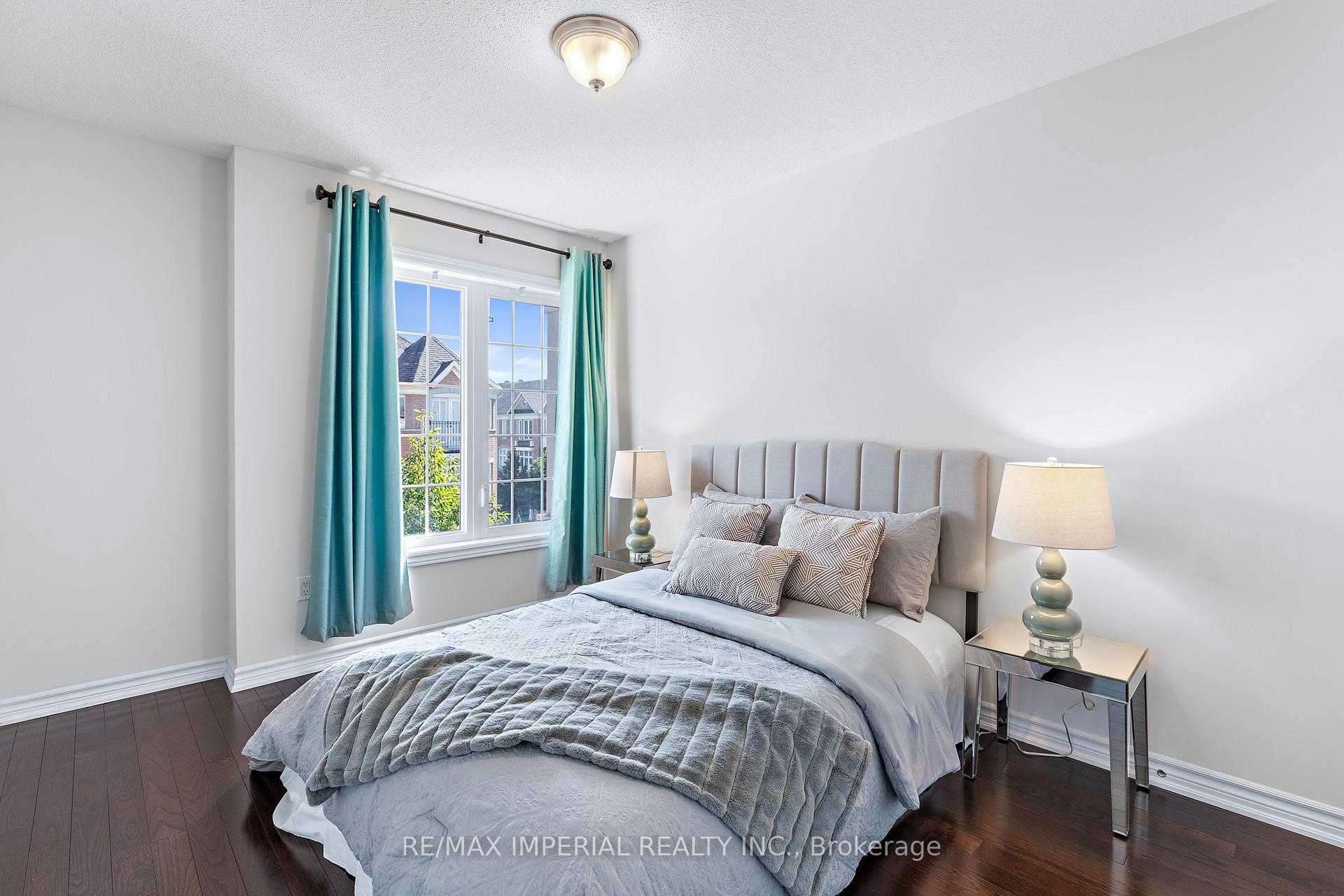 Photo 31 of 6 John Frank Road, Vaughan, East Woodbridge — HOMEH